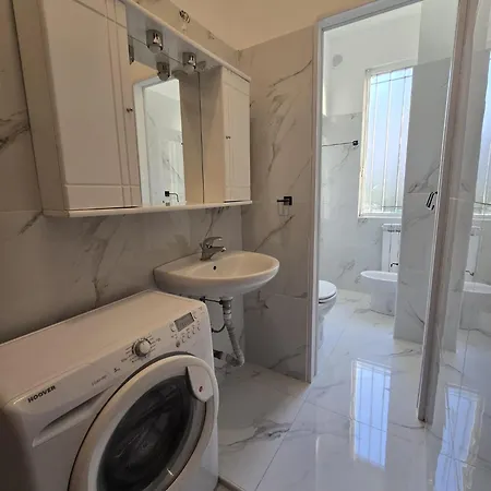 Rent In - Bilocale Zona Navigli * Milano